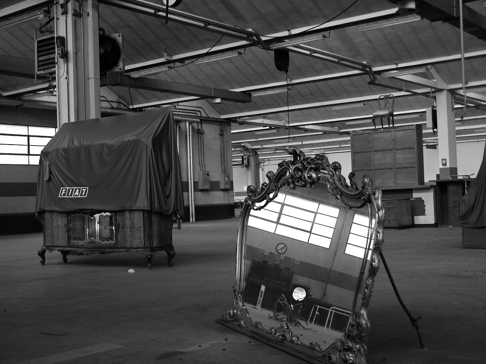 13a 2004_fotografie_fiat_per_la_rivista_IBC_dei_bein_culturali_della_provincia_dell'emila_romagna_salone_(7)