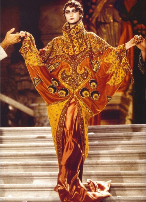 John Galliano for Dior - SS 1998 - Tribute to Marchesa Luisa Casati