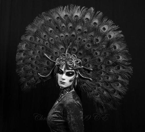 Symphony of Shadows. Marchesa Casati Medusa mask by Tanith Hicks, Photo by Chris Dean