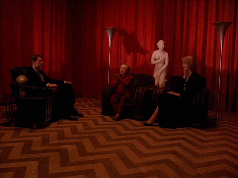 Twin_Peaks,_Stagione_1,_Episodio_3,_Lo_Zen,_oppure_l'abilità_di_catturare_un_killer_The_Black_Lodge