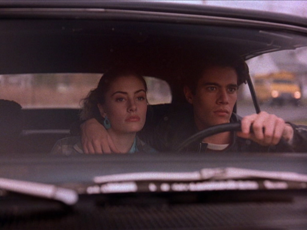 shelly e bobby, pilot_231, via intwinpeaks.com