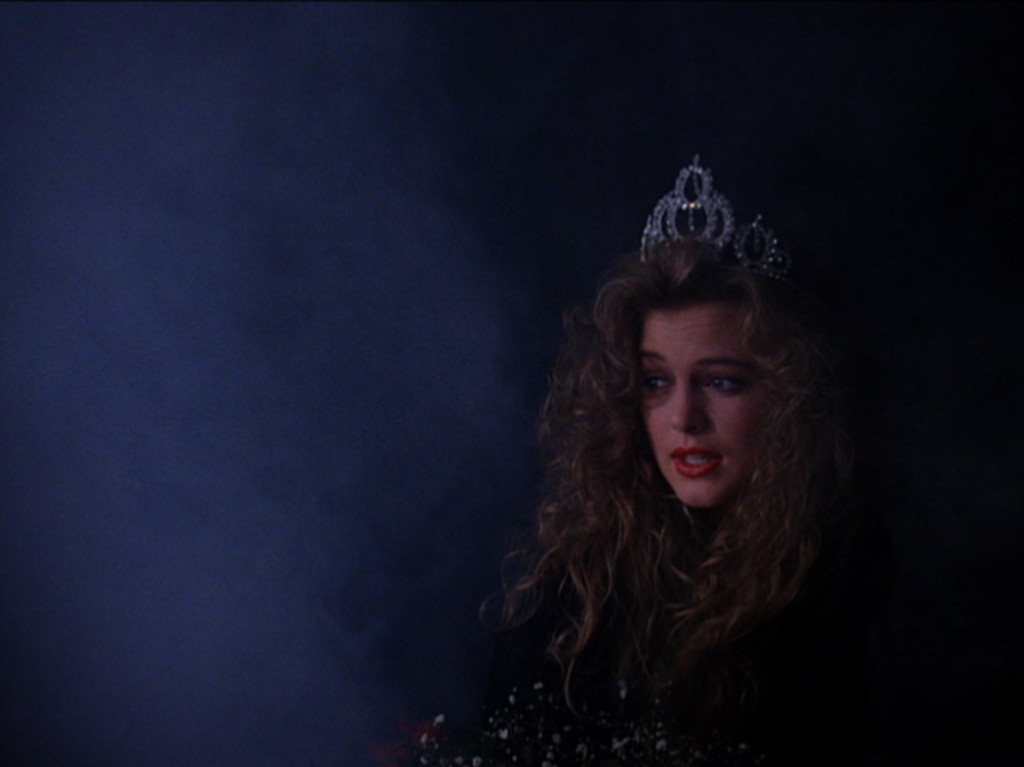 miss twin peaks, tpep28_292, via intwinpeaks.com