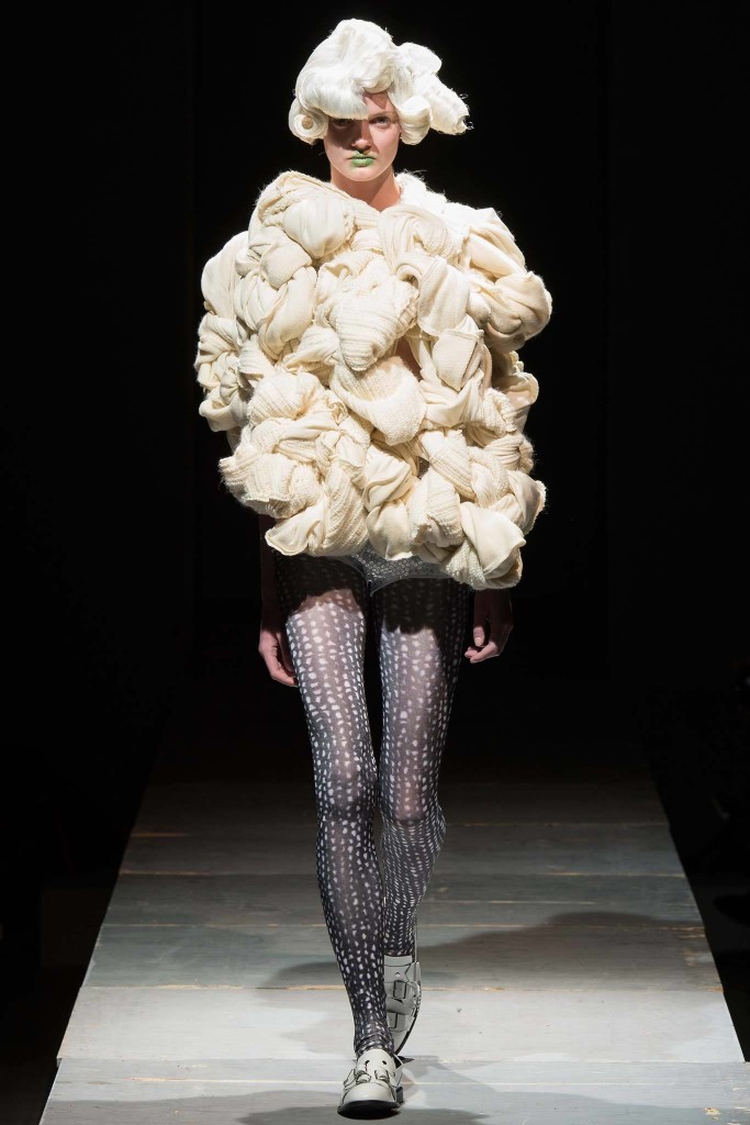 comme des garcons, fall 2014, via vogue.com