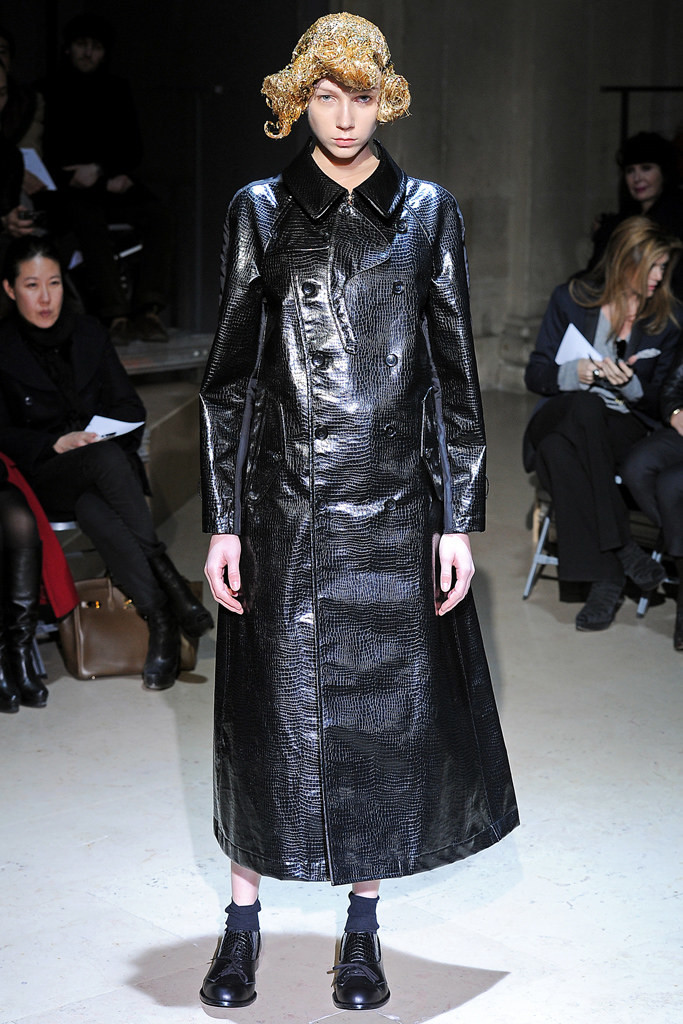 Comme des Garçons Fall 2011 Ready-to-Wear - Collection1, via vogue.com