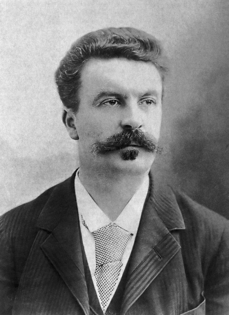 Guy_de_Maupassant_fotograferad_av_Félix_Nadar_1888