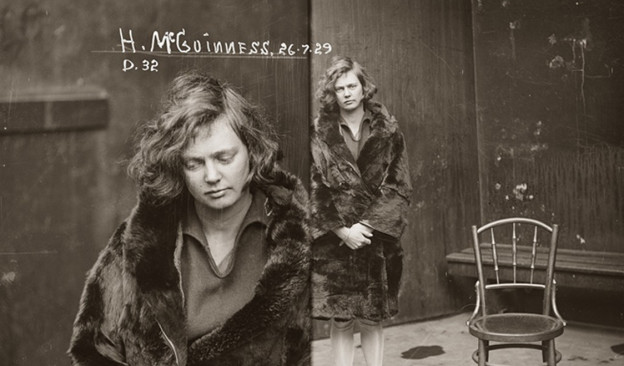 vintage-mugshots-old-criminals-city-of-shadows-exhibition-woman-fur-coat