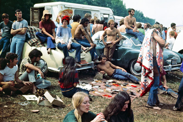 Photos-of-Life-at-Woodstock-1969-29