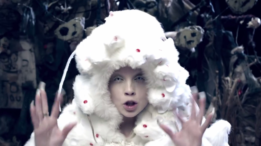 Die Antwoord evil boy yolandi felpa