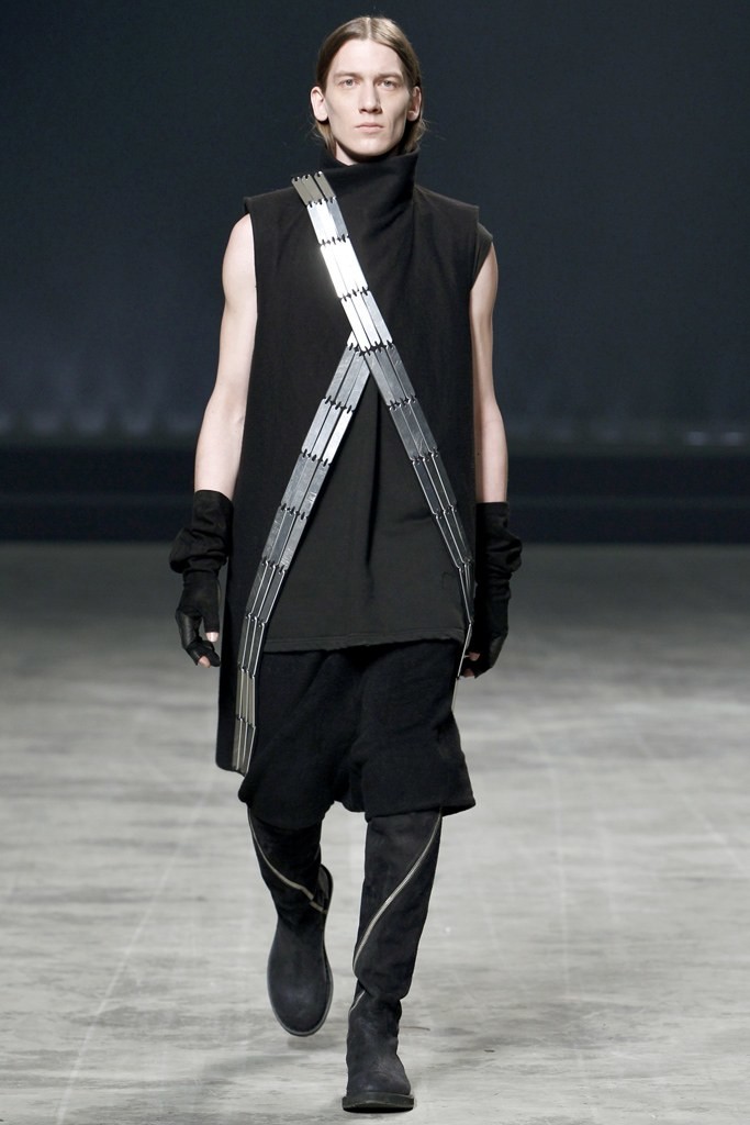 rick-owens-fall-2011-man-1