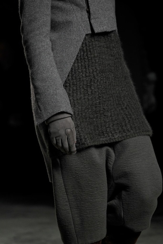 rick-owens-fall-2011-man-99