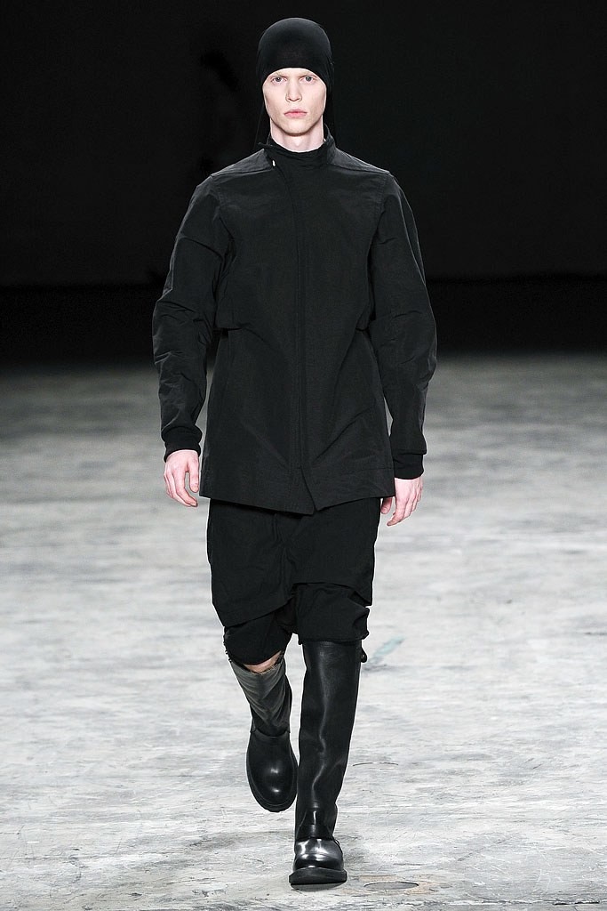 rick-owens-spring-2011-man-4