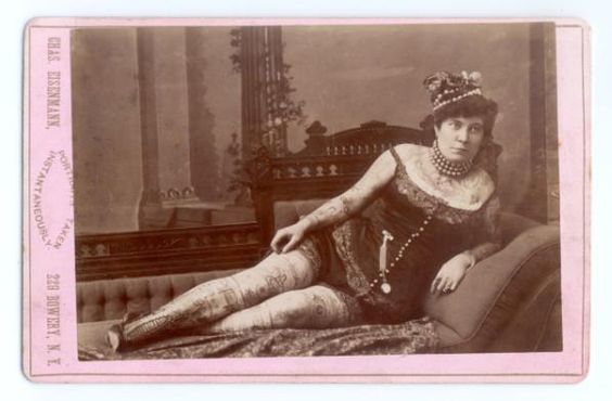 Nora Hildebrandt 5 prime donne tatuate XIX secolo